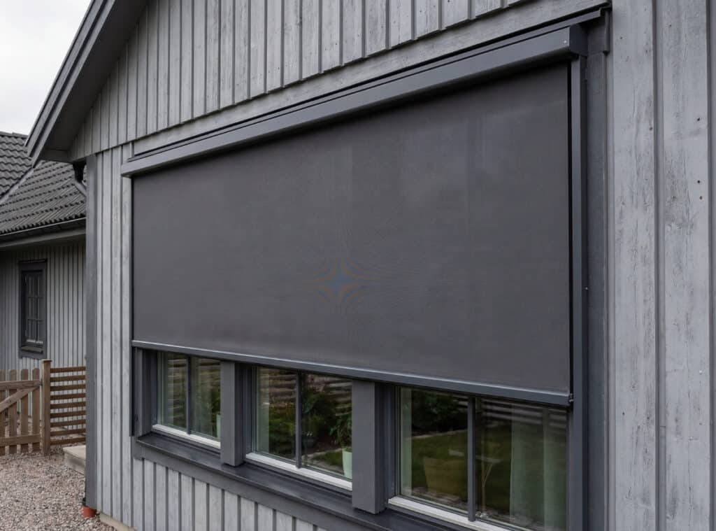 Zipscreen